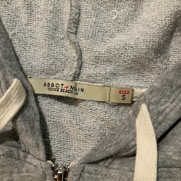 Abbot Main hoodie - Picture 2 of 6